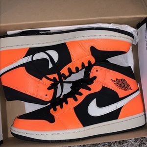 Jordan 1 Mid “Black Cone” Size 9